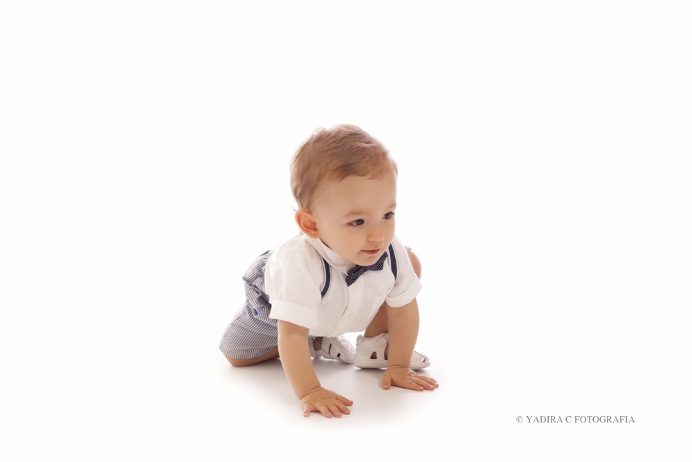 sesion smash cake primer cumpleanos en estudio fotografico en torrent valencia
