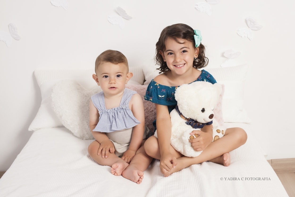 Lee más sobre el artículo Una bonita sesión de fotos infantil entre hermanos, en Torrent, Valencia